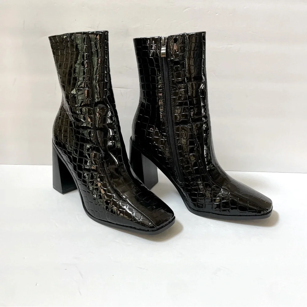 Nasty Gal Faux Leather Black Patent Croc Flared Heeled Ankle Boots Size 8